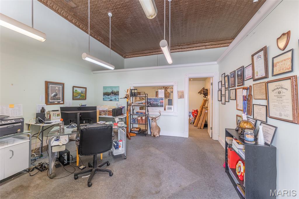 Russells Add - Commercial Sale