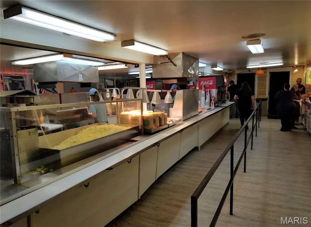 Schmisseurs Assessment - Commercial Sale