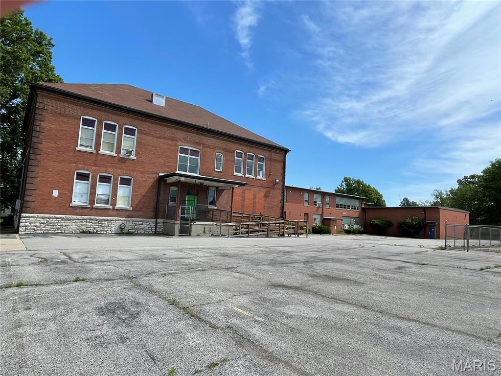 Not in a subdivision - Commercial Sale