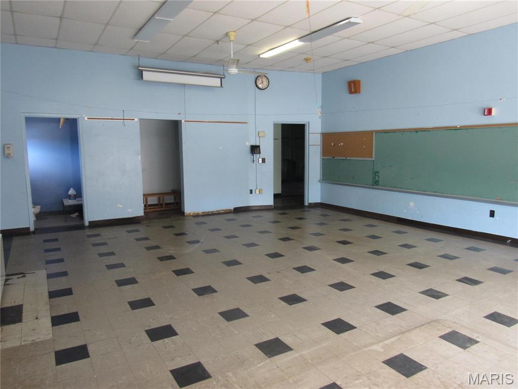 Not in a subdivision - Commercial Sale
