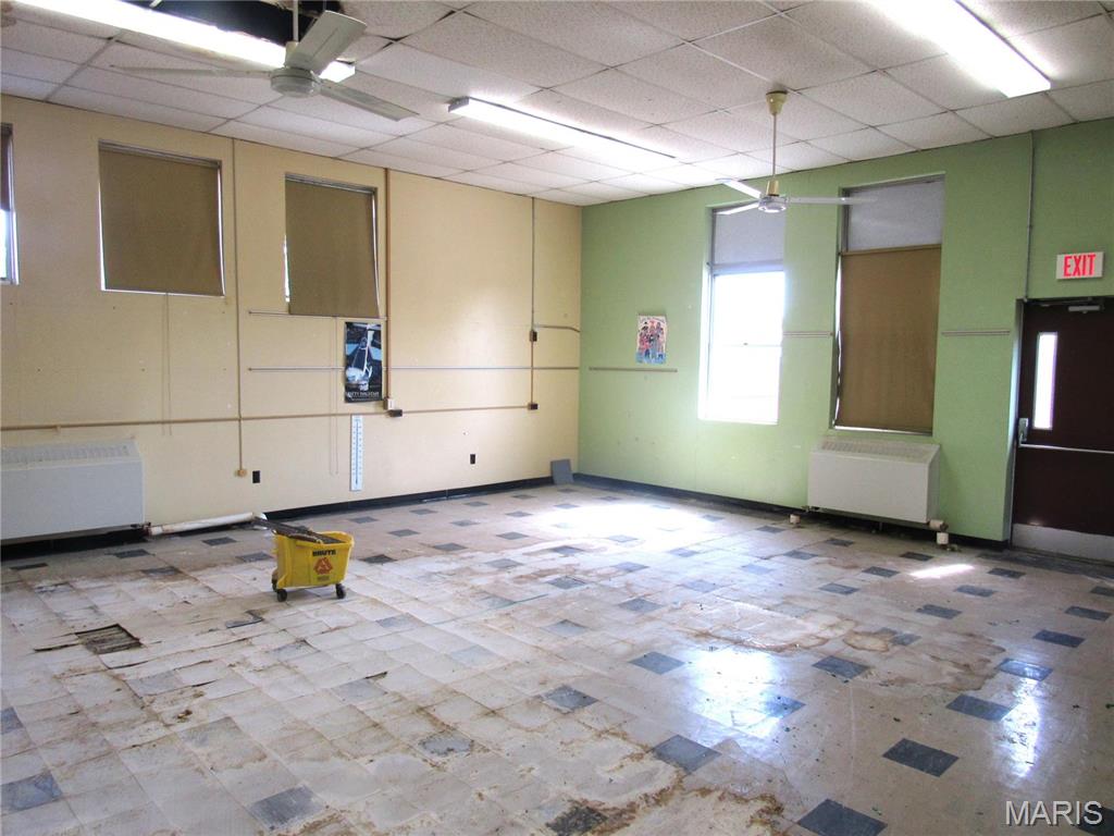 Not in a subdivision - Commercial Sale