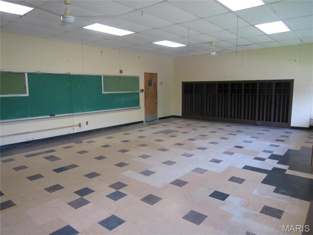 Not in a subdivision - Commercial Sale