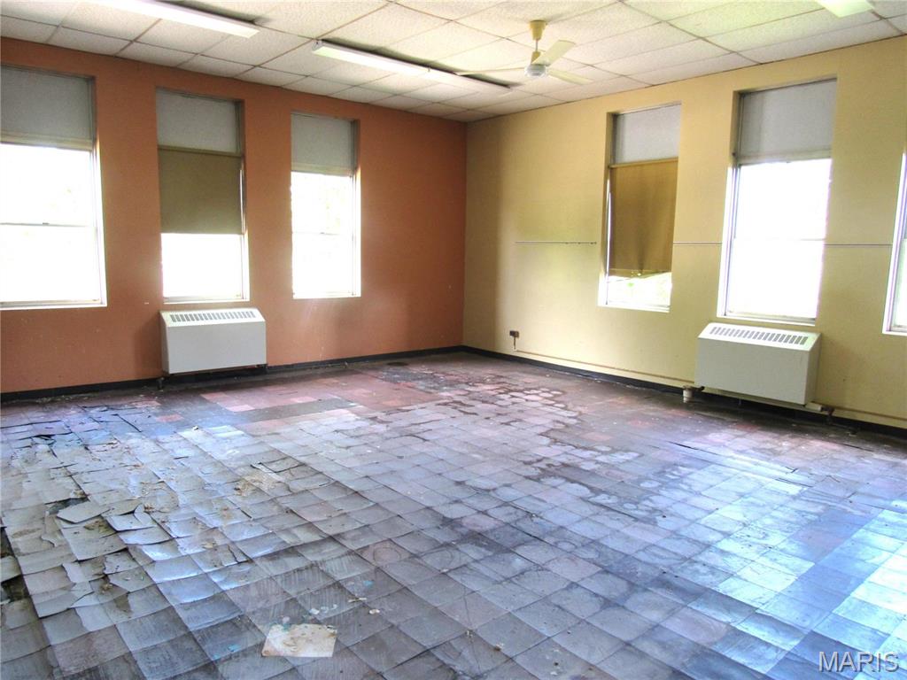 Not in a subdivision - Commercial Sale