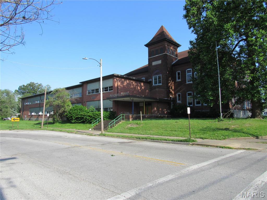 Not in a subdivision - Commercial Sale