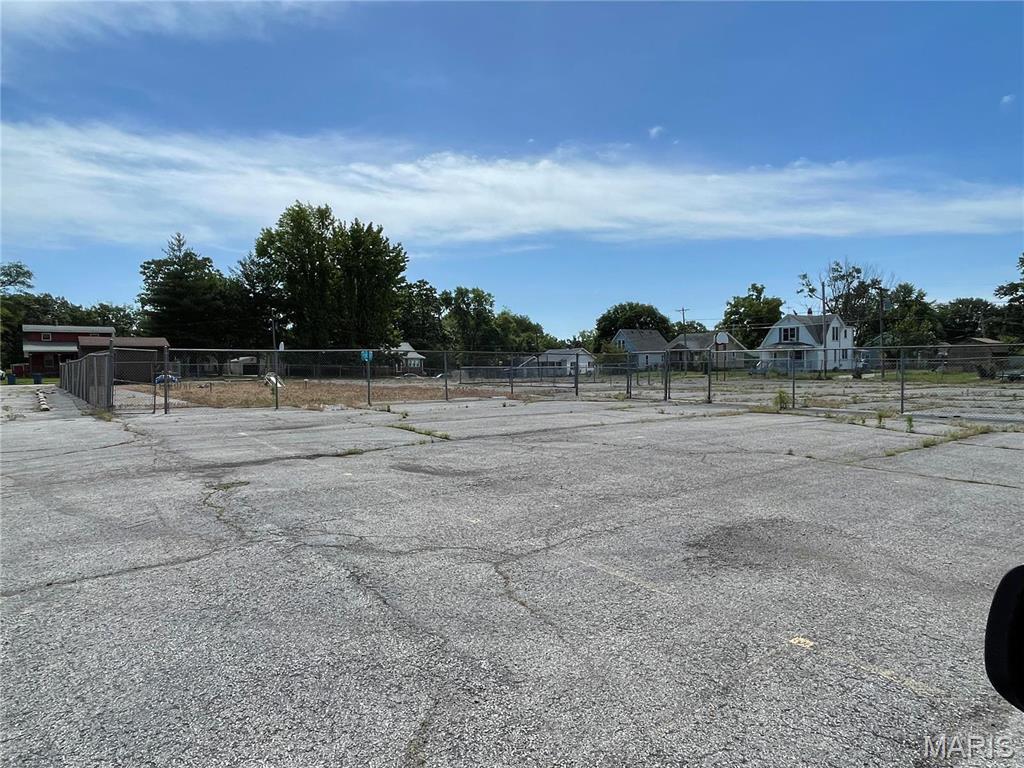 Not in a subdivision - Commercial Sale