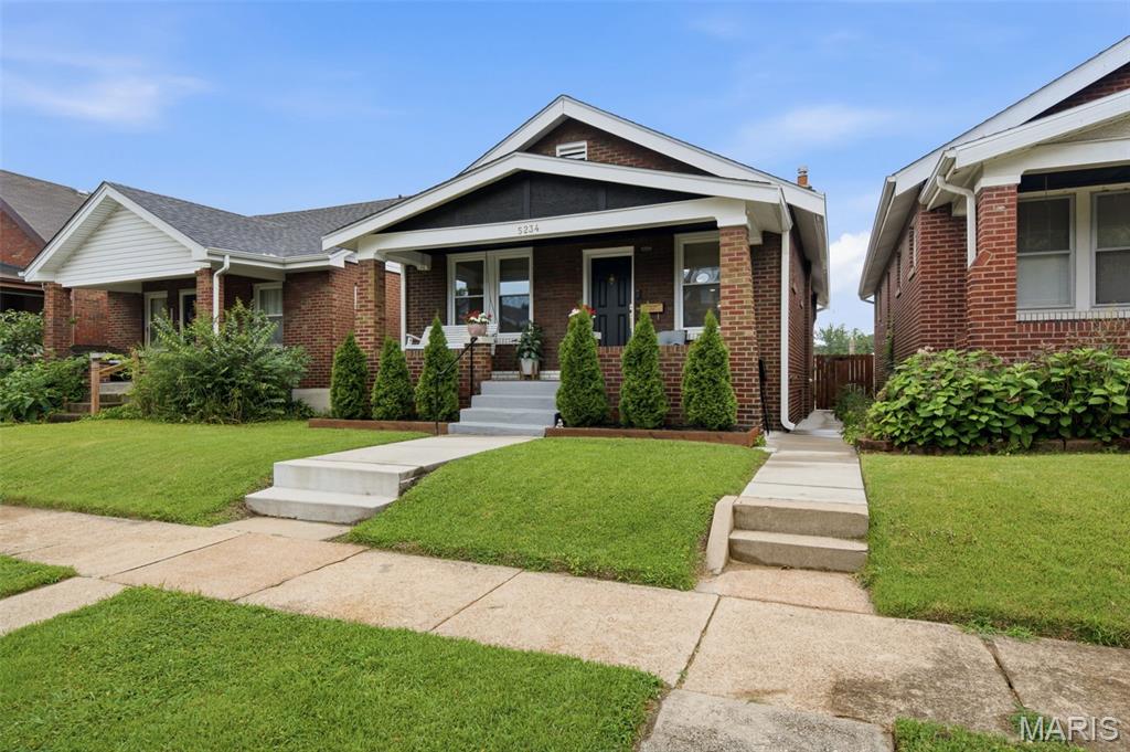 Lynne Add - Residential