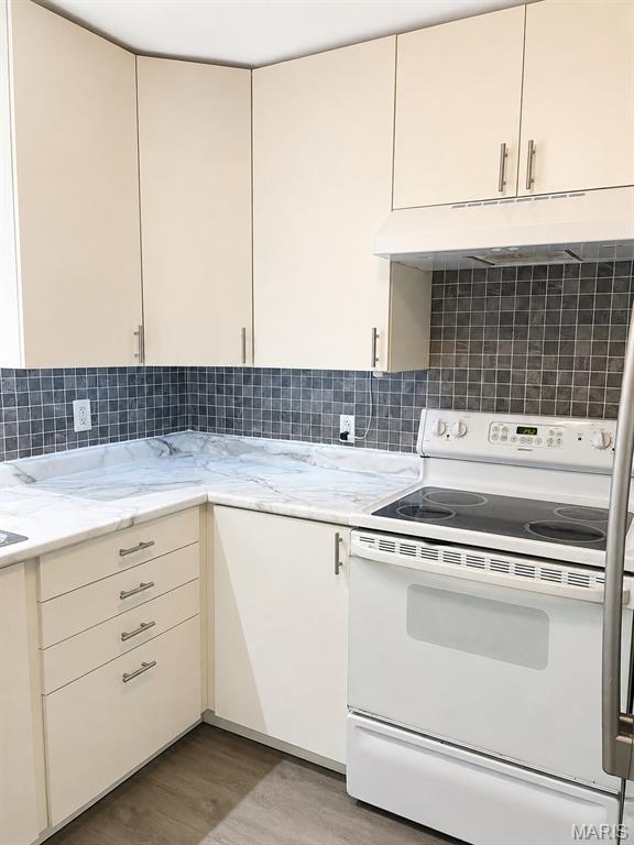 Forum West Condo Sec Ii - Residential