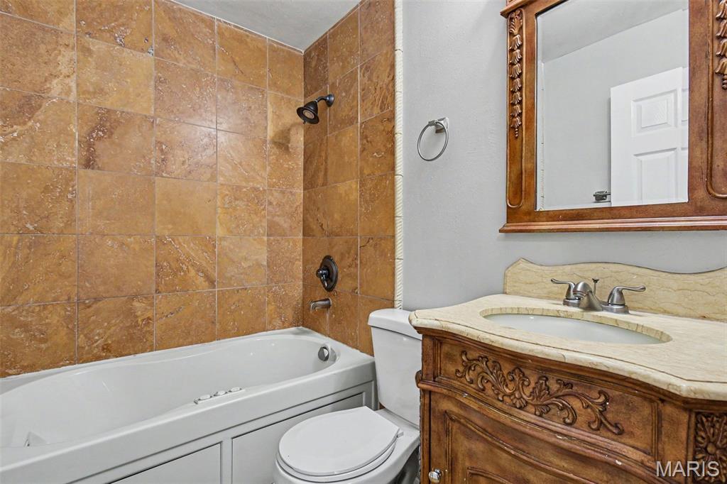Whitney Chase 4 - Residential