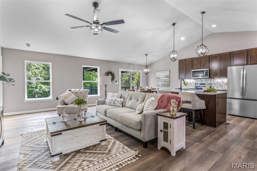 Hawk Ridge Estates - Residential