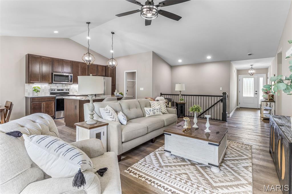 Hawk Ridge Estates - Residential