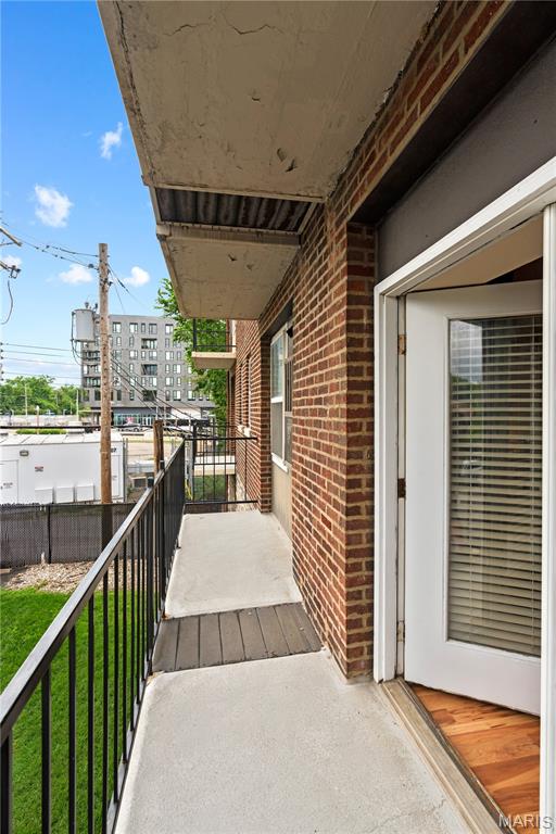 Pershing Ave Condo - Residential Lease