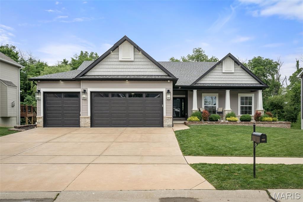 Villages At West Lake - Residential