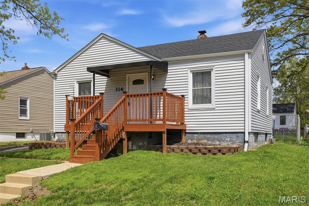 Lucinda Place - Residential