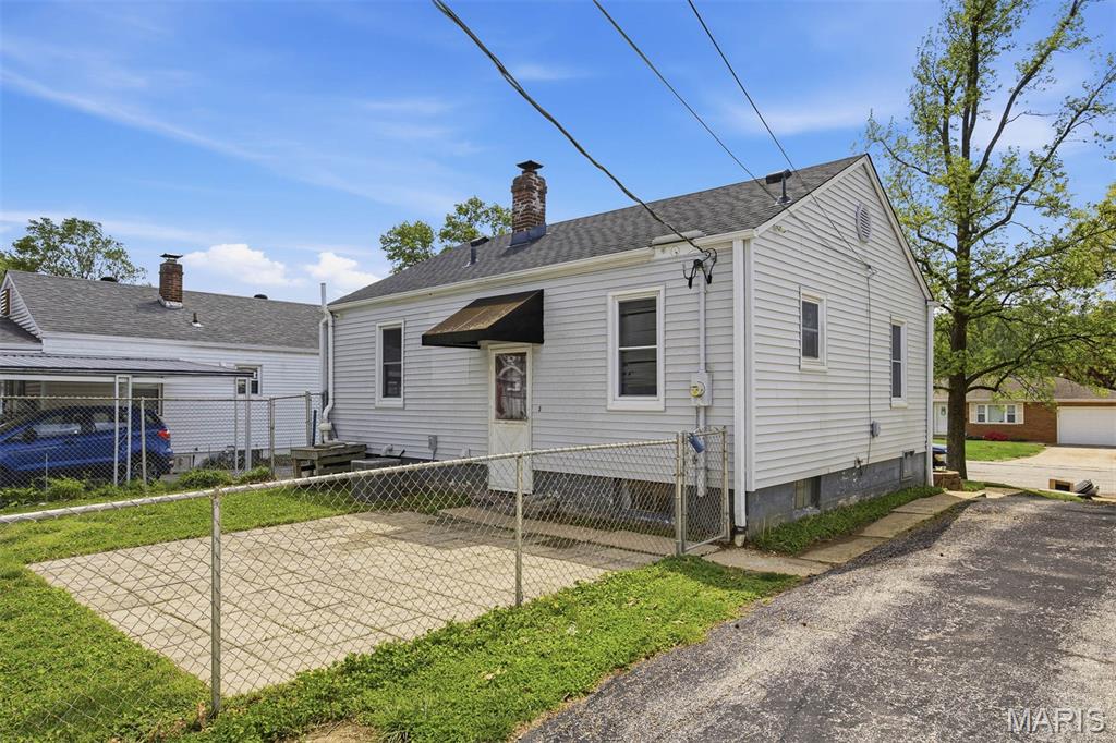 Lucinda Place - Residential