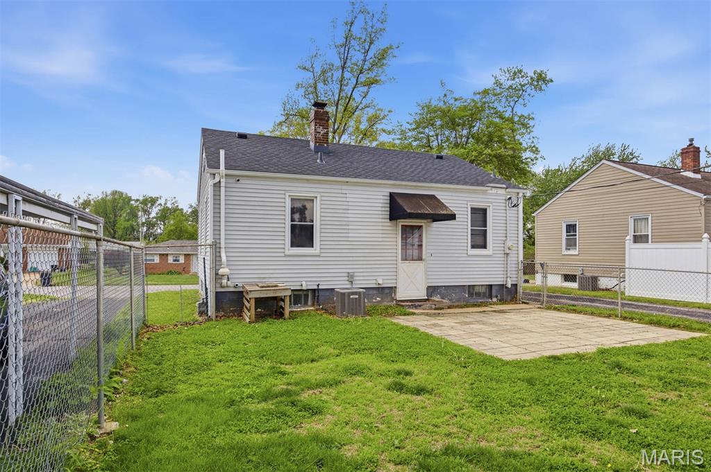 Lucinda Place - Residential