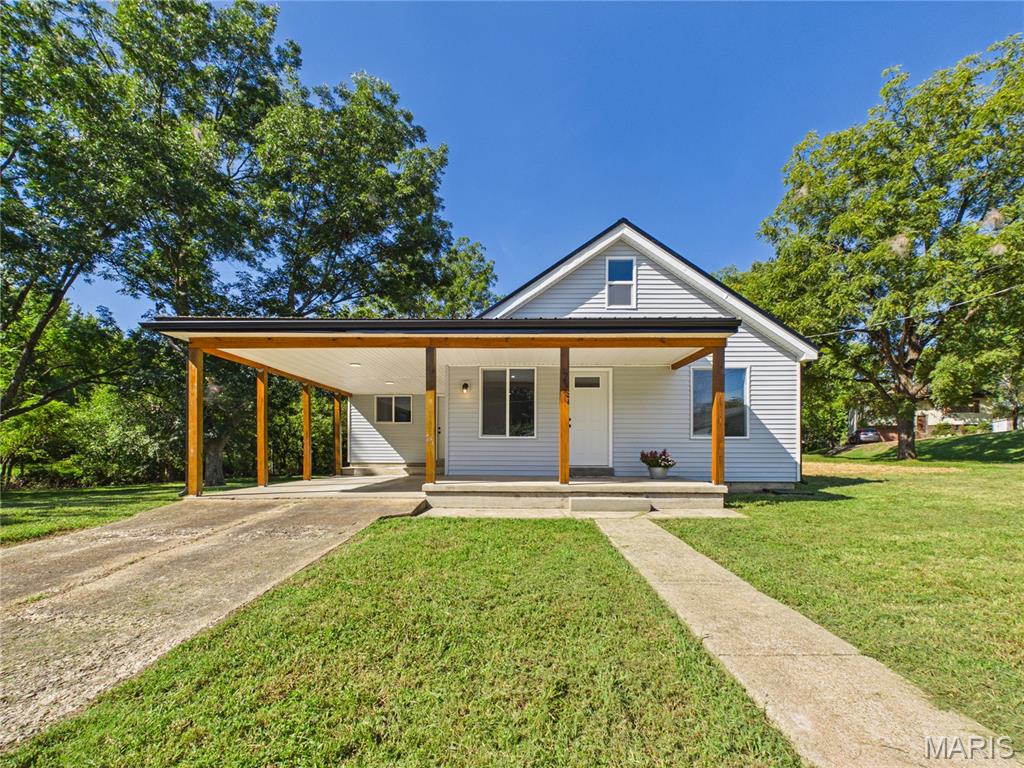 Completely renovated and move-in ready! This beautifully updated home has been transformed from top to bottom, with everything new and thoughtfully refreshed for modern living. From the moment you step inside, you’ll appreciate the fresh, clean finishes and turnkey condition—just bring your belongings and make yourself at home! 

The spacious primary suite is a true retreat, offering plenty of room to relax and unwind. It features a walk-in closet and has walk-out access to a private deck overlooking the backyard, creating a wonderful extension of the living space and an ideal spot for morning coffee, relaxation, or simply enjoying a little privacy.

Outside, the large backyard provides plenty of room for entertaining, pets, gardening, play, or simply relaxing and enjoying the space and fruit trees. With its extensive renovation, oversized primary suite, private deck, and generous outdoor area, this home offers the rare combination of modern, low-maintenance living with plenty of room to spread out.

If you’re looking for a home where everything has been renovated and the major work is already done, this one deserves a look!
