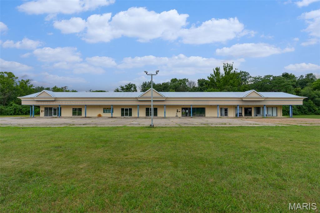 Fenton Creek Center - Commercial Sale