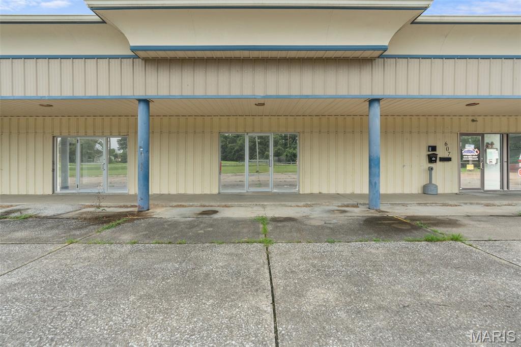 Fenton Creek Center - Commercial Sale