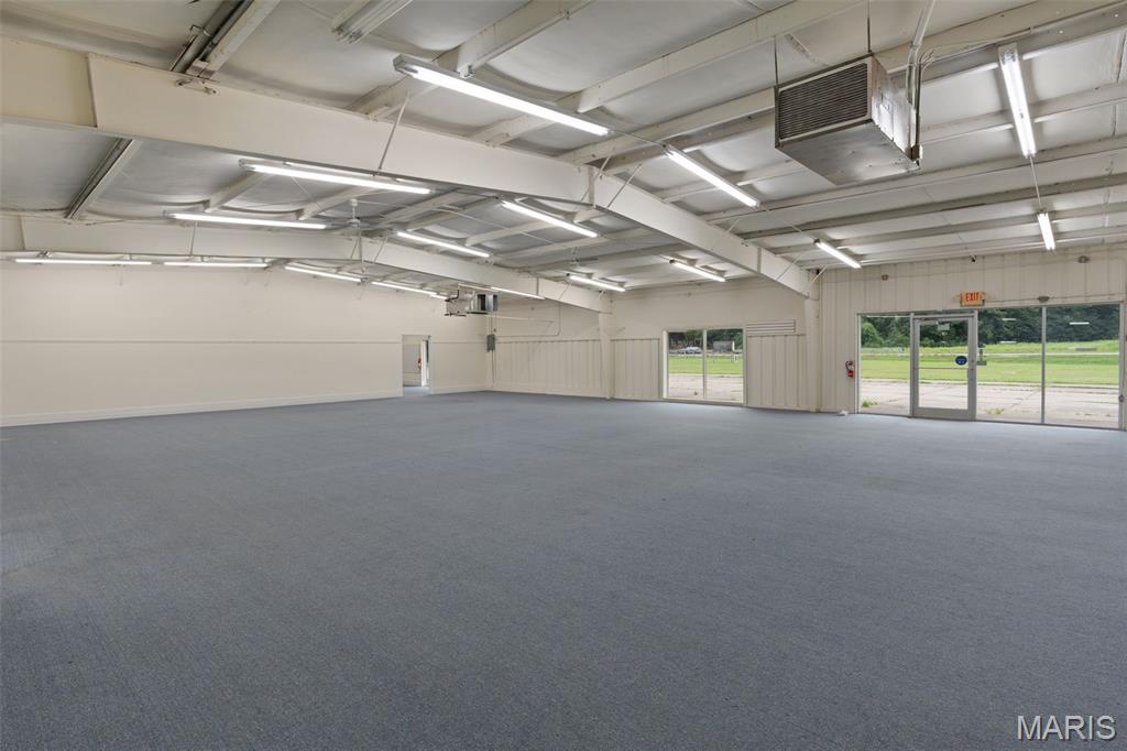 Fenton Creek Center - Commercial Sale