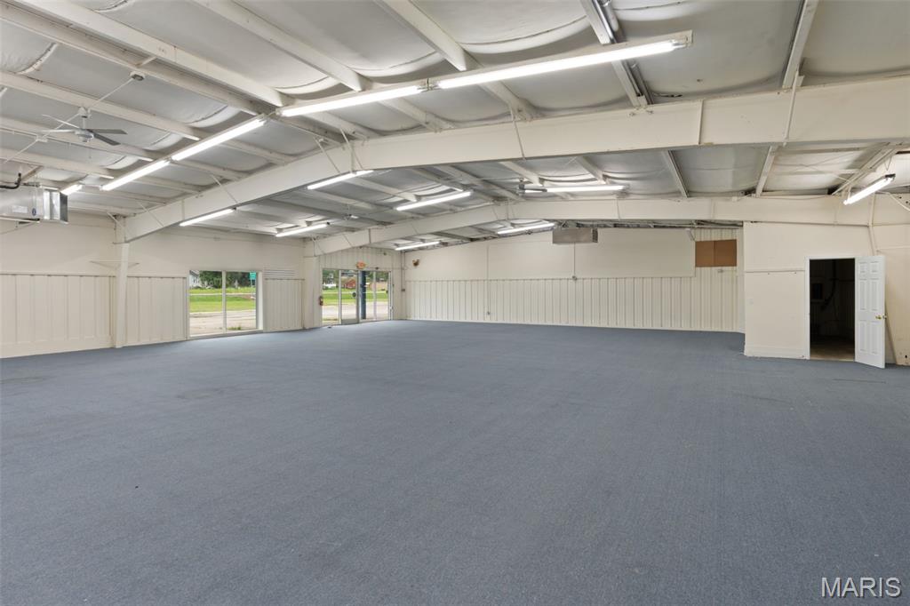 Fenton Creek Center - Commercial Sale