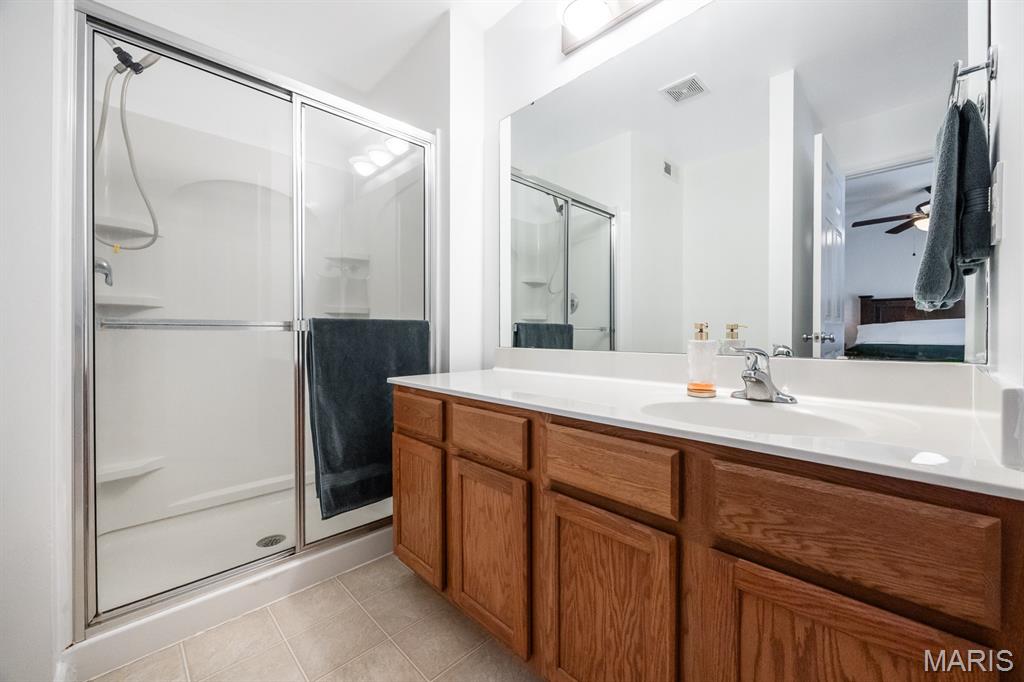 Carlyle Lndg/Ftn Place Add Condo - Residential