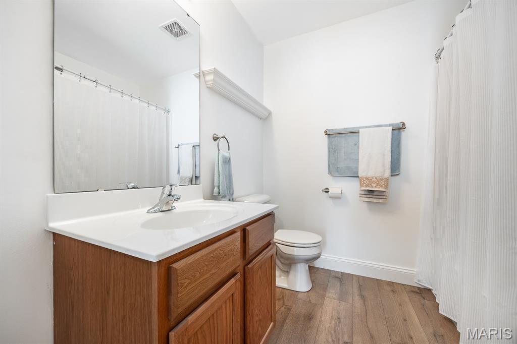 Carlyle Lndg/Ftn Place Add Condo - Residential