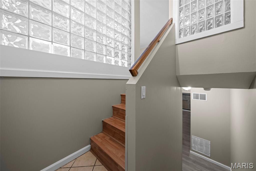 Driftwood Place Condo - Residential
