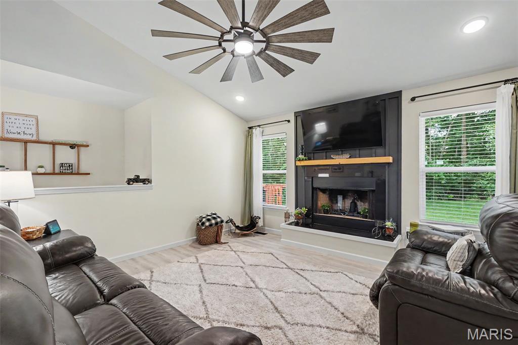 Majestic Lakes - Residential