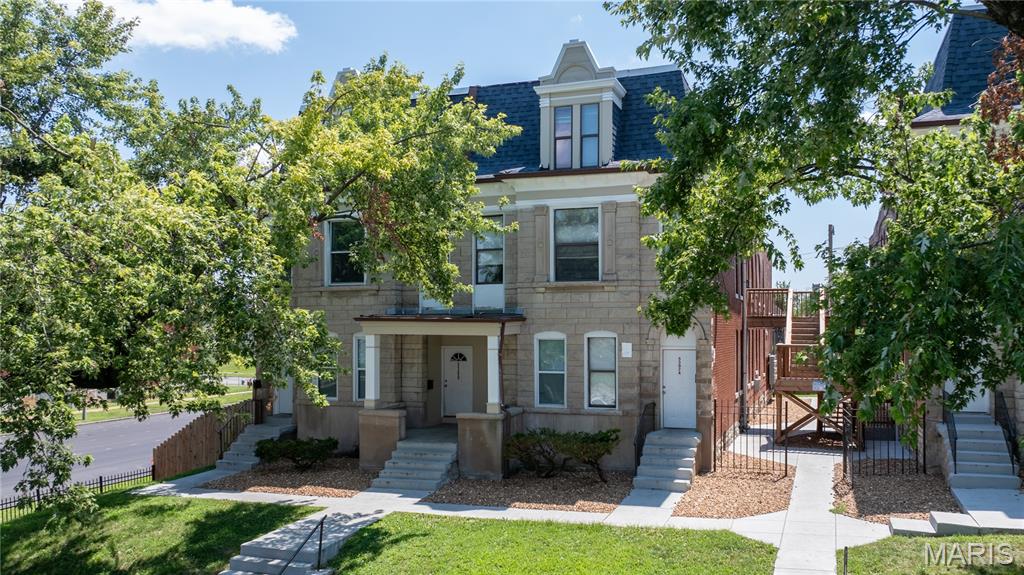 Dwyers Add - Residential Income