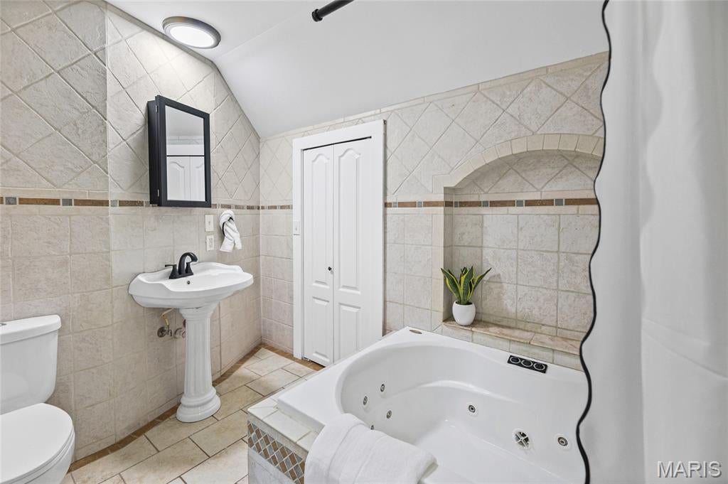 Hollandia - Residential