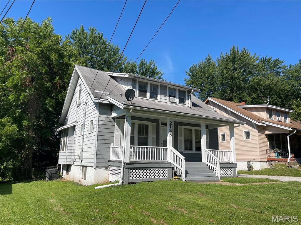 Attention investors! Don’t miss this income-producing 4-bedroom, 2-bath single-family home located in Jennings. This tenant-occupied property offers immediate rental income from day one, eliminating vacancy concerns and providing a seamless addition to your investment portfolio.

Featuring a spacious floor plan with four bedrooms, two full bathrooms, and ample living space, this property appeals to long-term tenants seeking affordability and functionality. The home offers strong rental demand in an established neighborhood with convenient access to major highways, shopping, schools, and public transportation.

Whether you’re a seasoned investor looking to expand your portfolio or a first-time investor seeking a cash-flowing asset, this property presents an excellent opportunity to acquire a performing rental with built-in income. Continue collecting rent from the current occupant or position the property for future appreciation and increased returns.

Add this turnkey investment to your portfolio today and start earning from closing day!