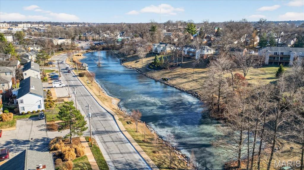 Brentwood Forest Condo Ph Eight - Residential