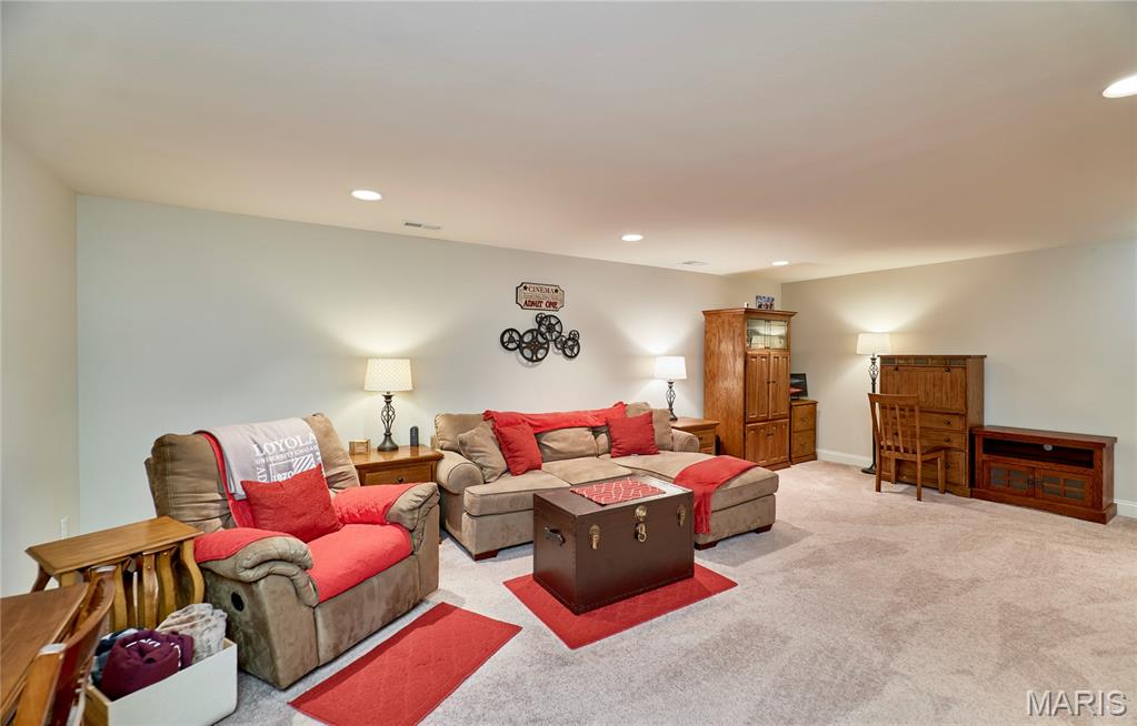 Villas At Ridgepointe #4 - Residential