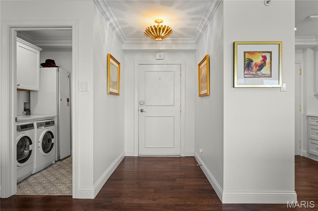 Hanley Towers Apts Condo - Residential