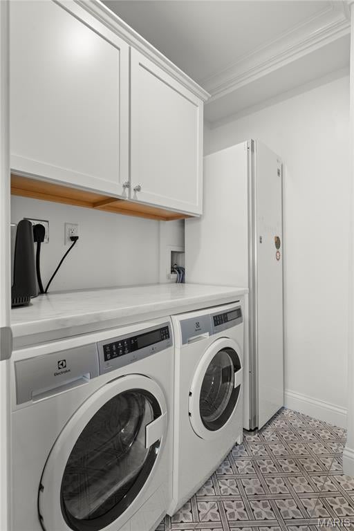 Hanley Towers Apts Condo - Residential