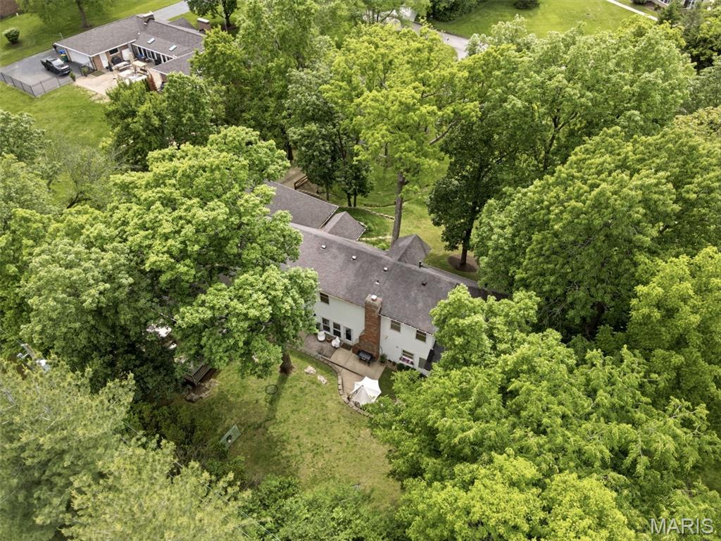Town & Country Manor - Residential