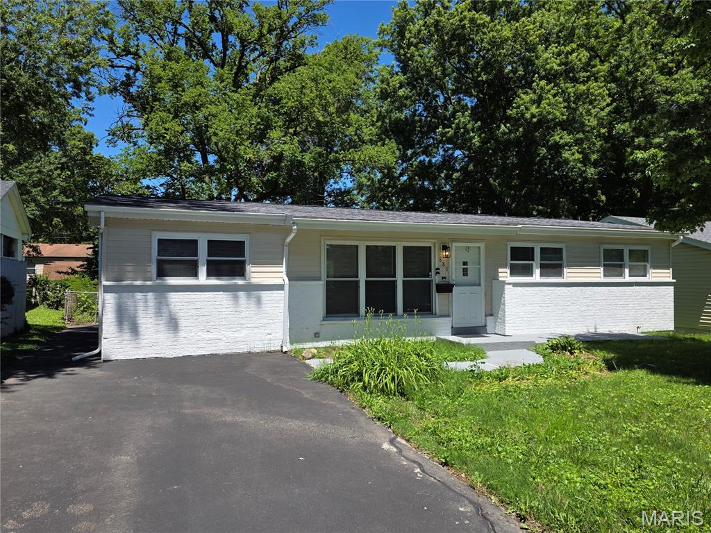 Florissant Park - Residential