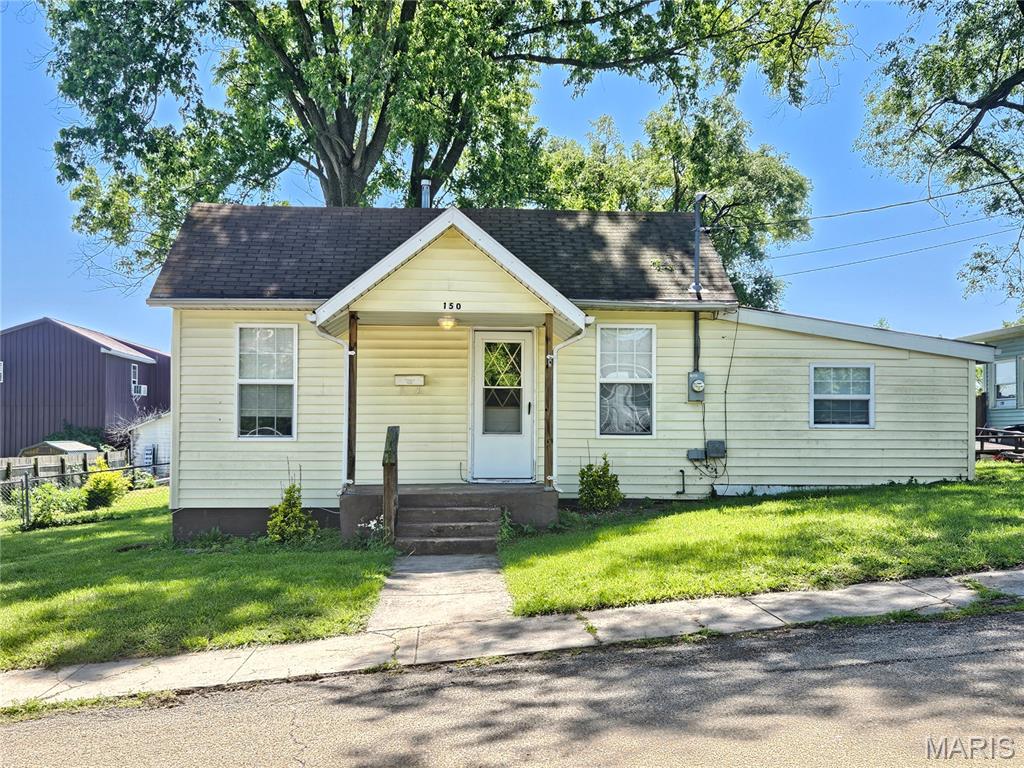 Great opportunity in Bonne Terre! This 3 bedroom, 1 bathroom home has been a successful rental property for 10 years and is ready for it's new owner. The home has a nice flow, large primary bedroom, great size kitchen, and a large lot for all of your outdoor hangouts, gardening, or a private yard to play in. Located in the heart of Bonne Terre yet on a quiet street. Find your vision to make this charming home your own! Home is to be sold as-is, with no repairs or local municipal inspections provided by seller. No sign in yard.