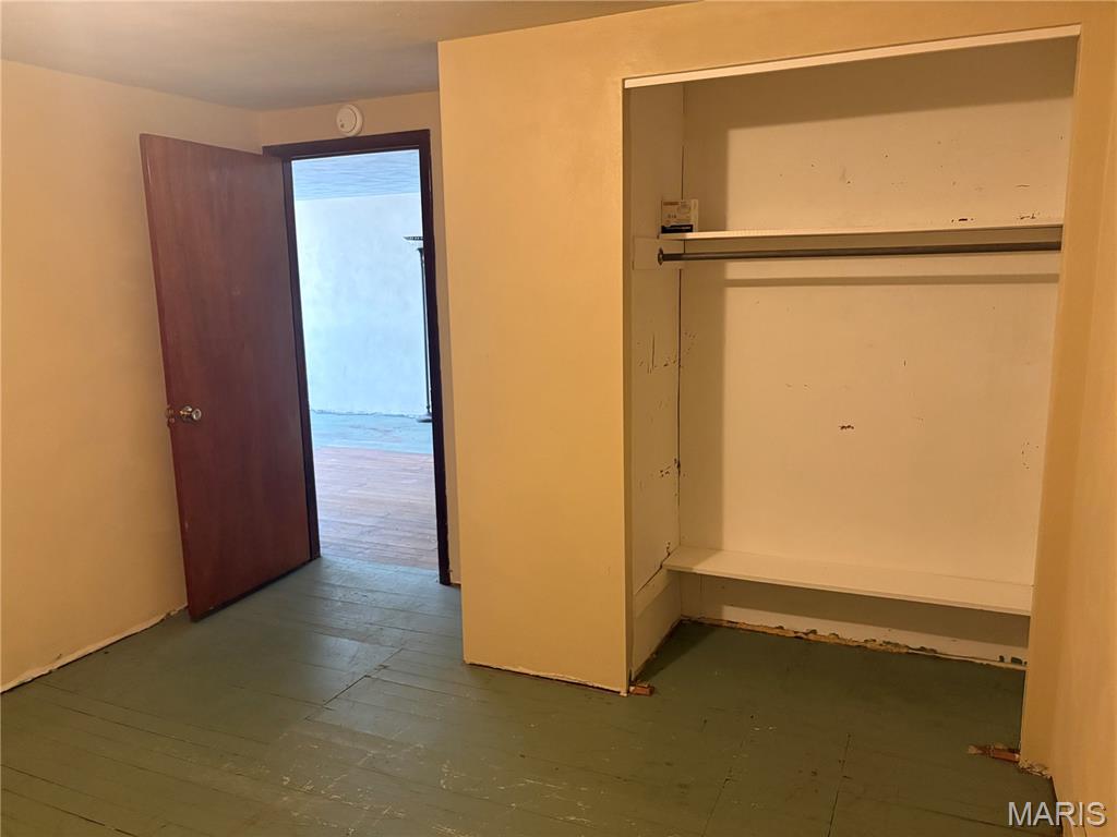 City/Rosebud - Commercial Sale
