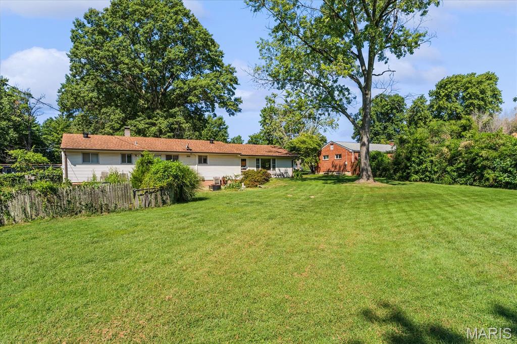 Ellisville Meadow - Residential