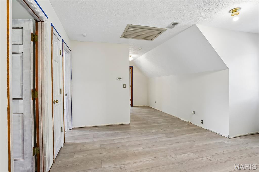 Whispering Oaks 7th Add - Residential