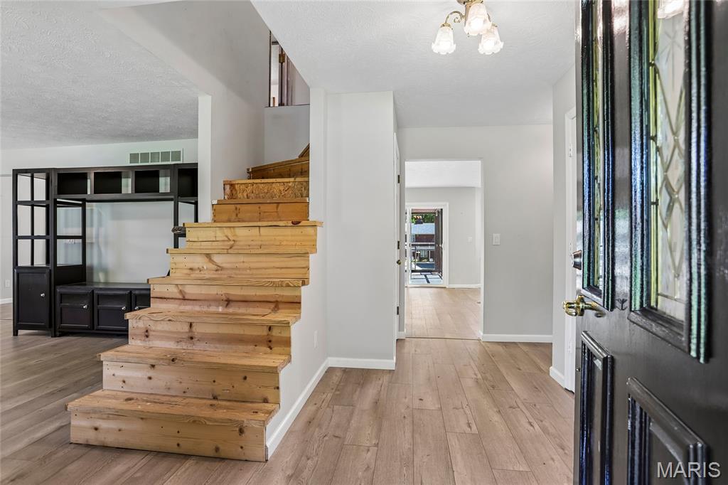 Whispering Oaks 7th Add - Residential