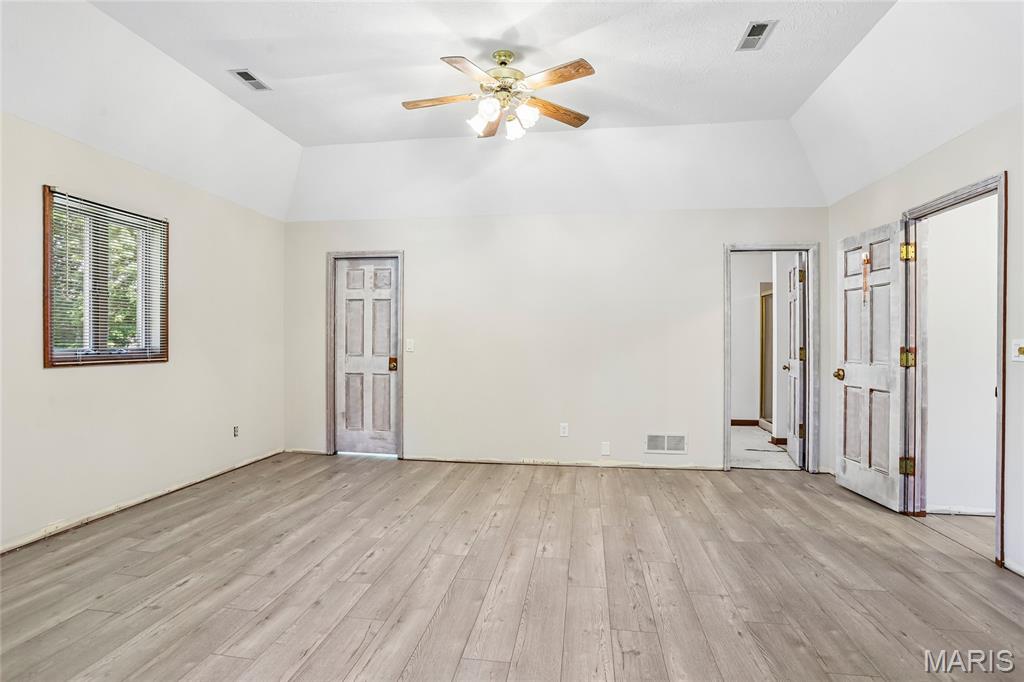 Whispering Oaks 7th Add - Residential