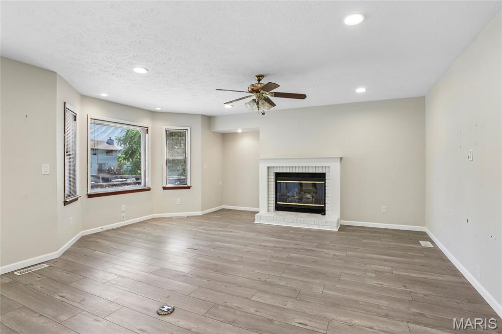 Whispering Oaks 7th Add - Residential