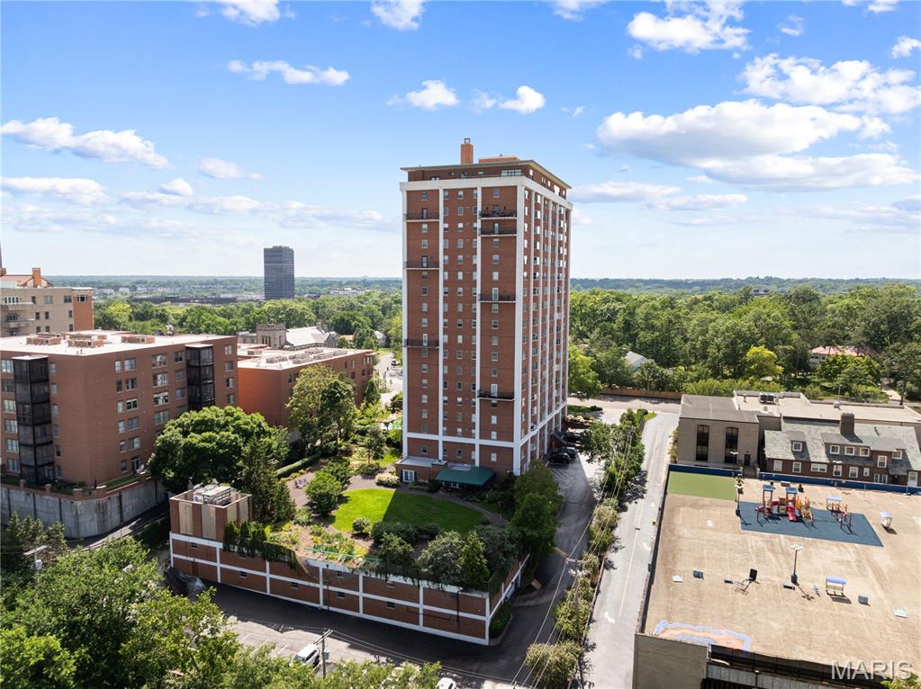 Whitehall Condo - Residential