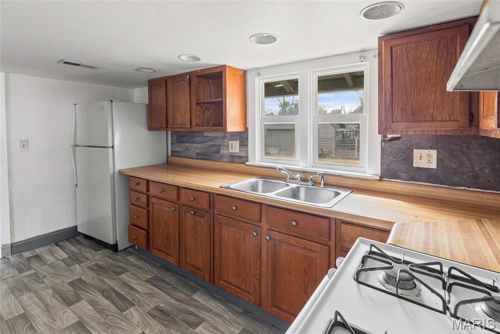 Wests Acres 1st Add - Residential