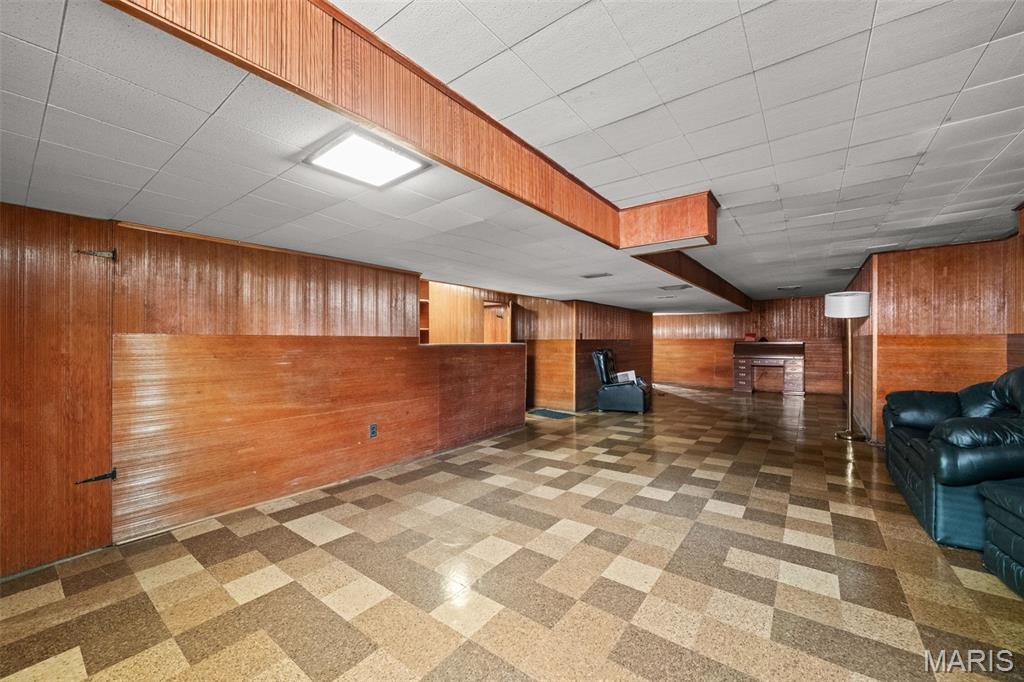 Bonhomme Terrace - Residential
