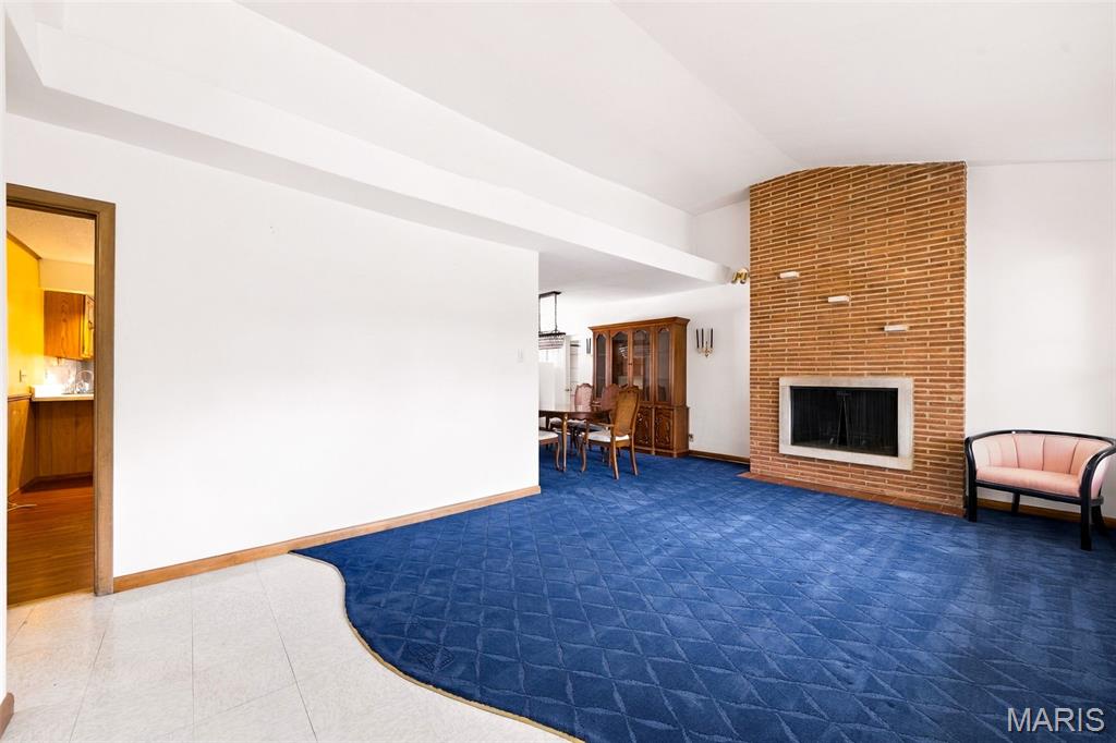 Bonhomme Terrace - Residential