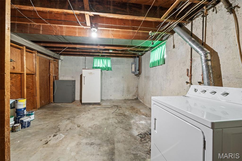 Bonhomme Terrace - Residential