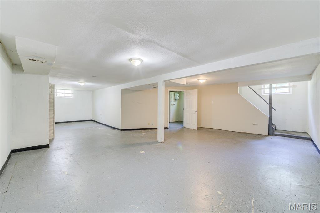 Glasgow Village Unit 13 - Residential